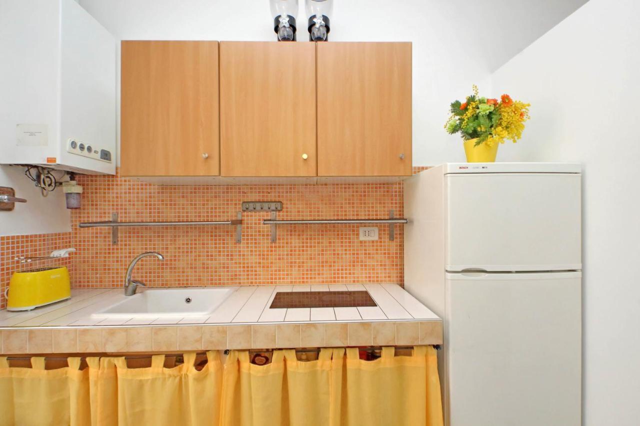 Opera Inn Suites - Rooms And Apartments 로마 외부 사진