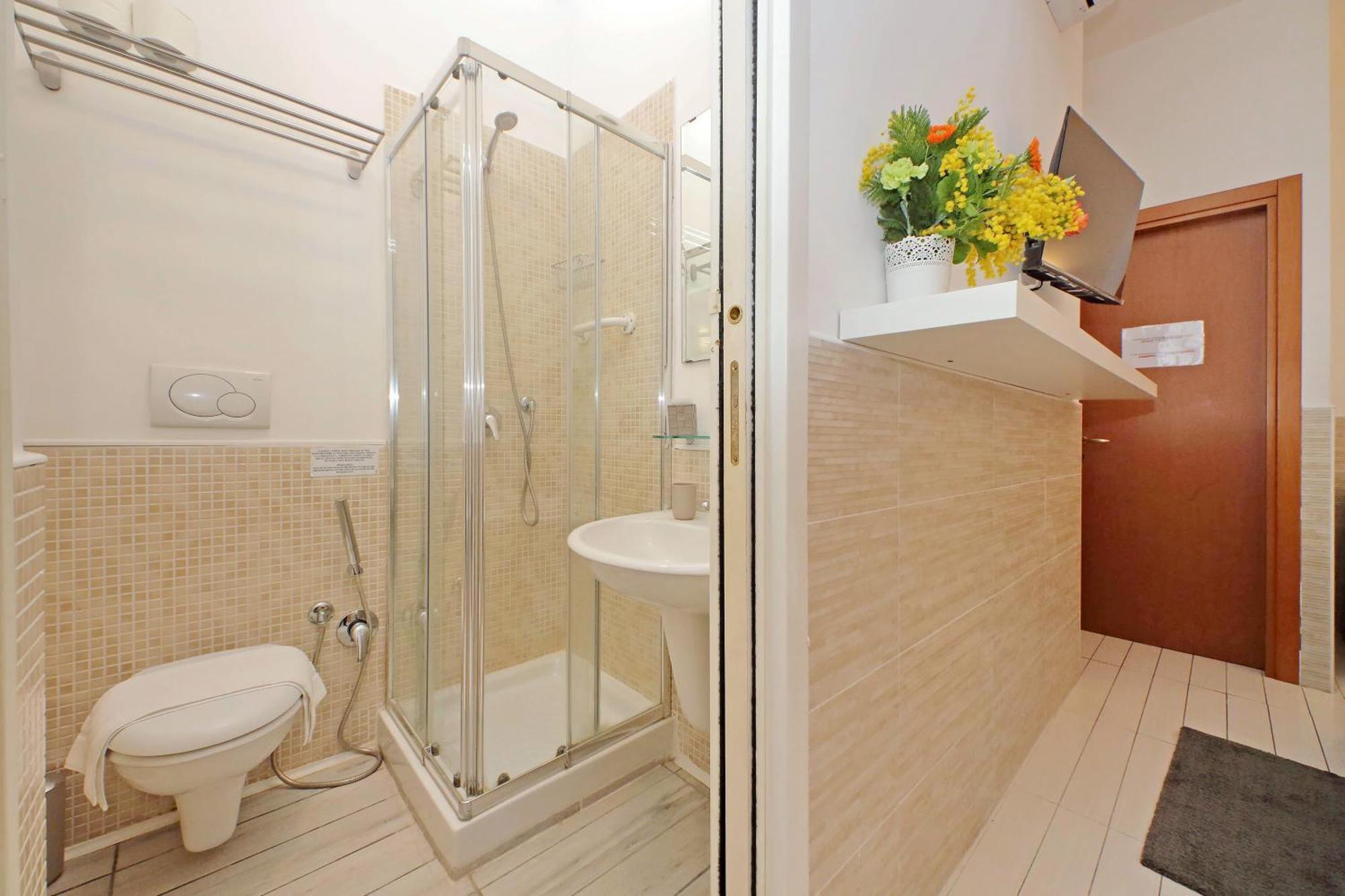 Opera Inn Suites - Rooms And Apartments 로마 외부 사진